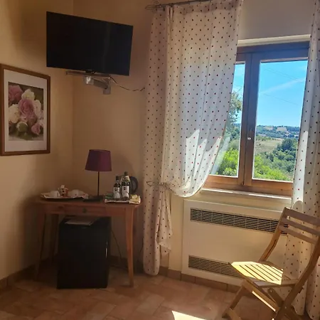 Casale Terre Rosse Bed & Breakfast *