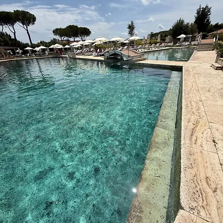 Casale Terre Rosse 3*